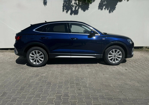 Audi Q3 cena 185556 przebieg: 8, rok produkcji 2024 z Rybnik małe 379